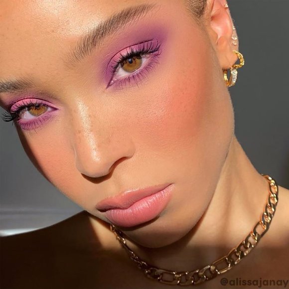 cabana club shadow palette by Colourpop - Picture 2 of 4